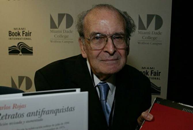 Մահացել Է իսպանացի գրող Կառլոս Ռոխասը