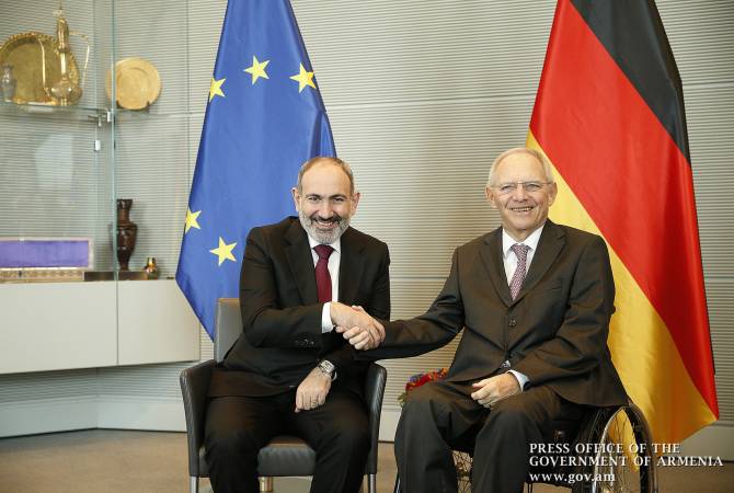  Nikol Pashinyan a rencontré le Président du Bundestag Wolfgang Schäuble