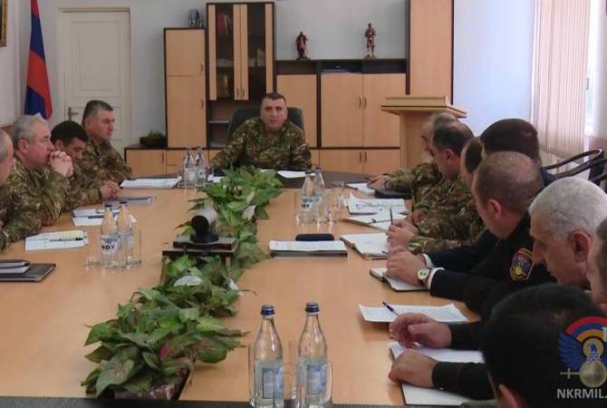 Artsakh defense minister holds consultation, discusses recent death cases of soldiers