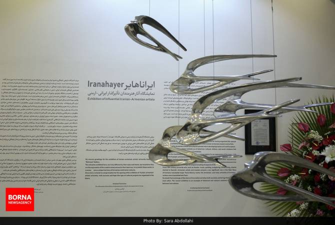 В Тегеране открылась выставка “Иранские армяне”

