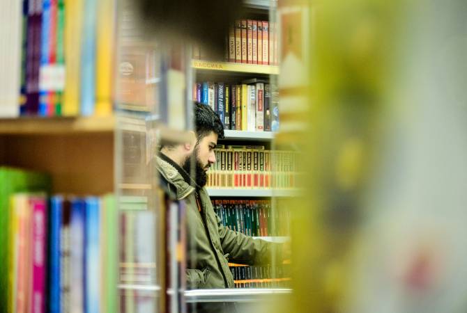50 000 книг школьным библиотекам: дар Министерства НОКС Армении