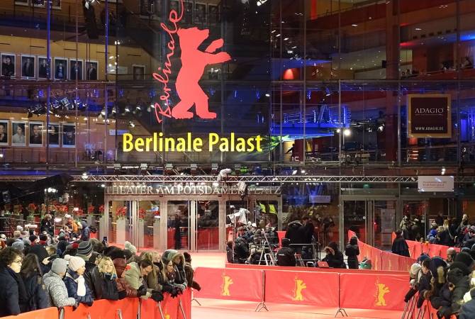 Բեռլինի հոբելյանական կինոփառատոնը մեկնարկում Է «Սելինջերի իմ տարին» դրամայի ցուցադրությամբ
