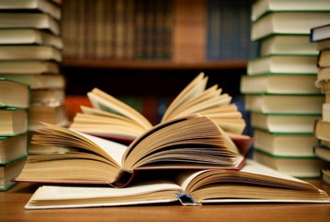 Газета “Айастани Анрапетутюн”: Быть с книгой, быть неразлучным с книгой

