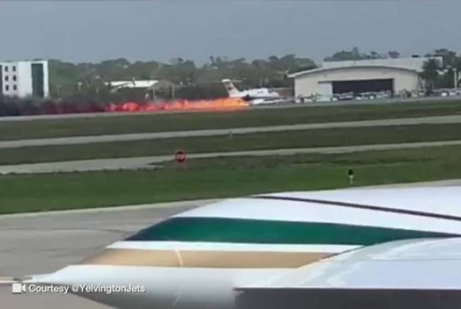 Посадка горящего самолета в США попала на видео