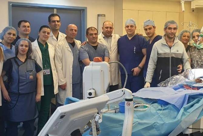 Երևանում հայ մասնագետները հաջողությամբ իրականացրել են սրտի աորտալ փականի 
փակ վիրահատություն