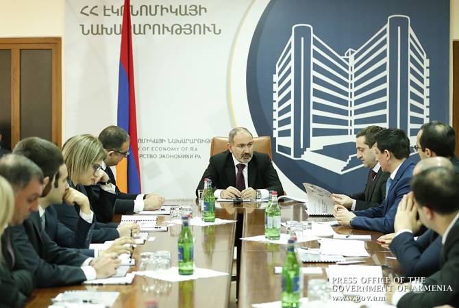 Pashinyan a pris connaissance des activités du Centre d’appui aux projets d'investissement
