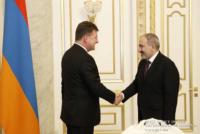 Pashinyan a reçu le Ministre des Affaires étrangères et européennes de la Slovaquie

