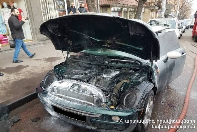 Հրշեջները Երևանում մարել են ավտոմեքենայի հրդեհը