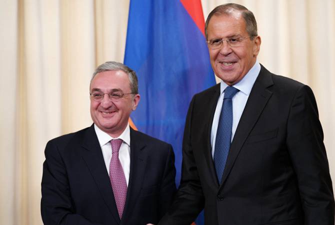 وزير الخارجية الأرميني زوهراب مناتساكانيان يلتقي نظيره الروسي سيرجي لافروف في جنيف 