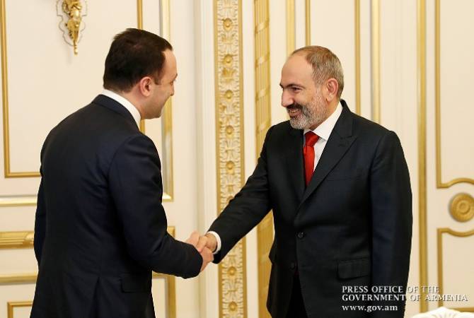 Le Premier ministre Pashinyan a reçu le Ministre géorgien de la Défense
