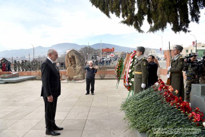 President of Artsakh pays tribute to memory of Sumgait pogrom victims in Stepanakert 
Memorial