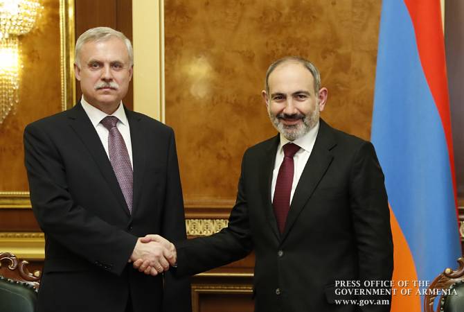 Le Premier ministre Pashinyan a reçu le Secrétaire général de l'OTSC, Stanislav Zas