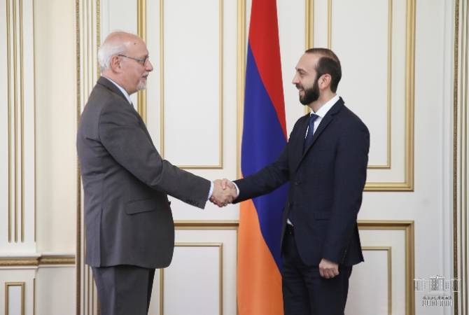 CoE understands importance of pending Constitutional referendum in Armenia - Christos 
Giakoumopoulos