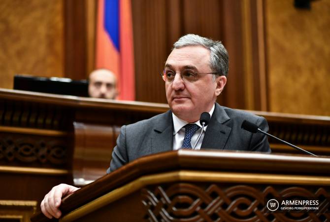 Mnatsakanian a présenté la position de l'Arménie sur la crise syrienne