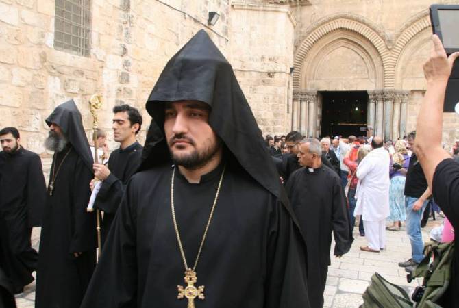 Мужчина, плюнувший на армянского священника в Иерусалиме, оштрафован

