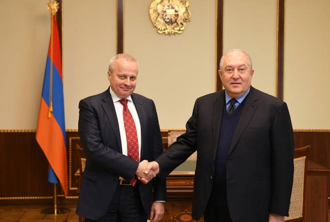 Armen Sarkissian a reçu l'Ambassadeur de Russie en Arménie
