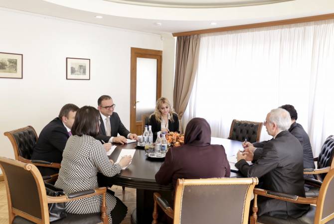 Tigran Khatchatrian et l'Ambassadeur d'Iran ont discuté des questions de l'agenda commercial 