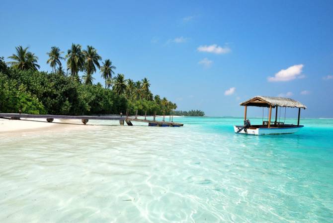 Мальдивы открыли первый в мире курорт для коронавирусного карантина