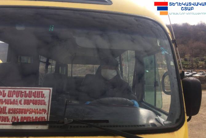 Водителям внутригородского транспорта Степанакерта выданы защитные маски и 
перчатки

