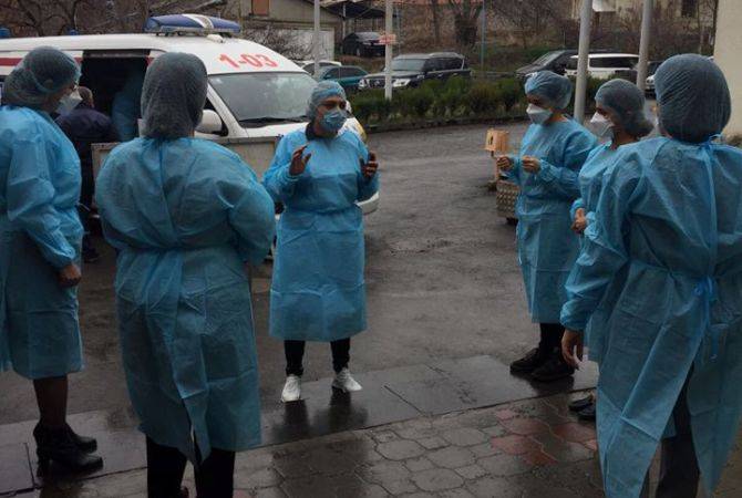АРМЕНИЯ: В Армении коронавирусом заразились 14 сотрудников центра по контролю и профилактике заболеваний