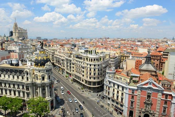 Власти Испании пояснили, что не могут отложить сбор налогов, несмотря на пандемию. 
ТАСС