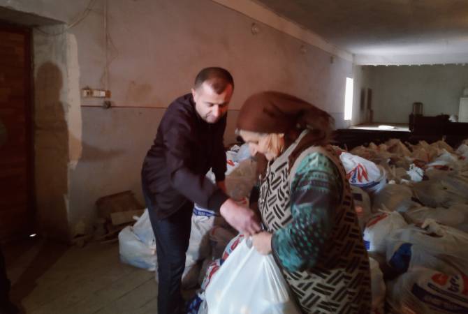 В Гегаркуникской области Армении оказывается гуманитарная помощь необеспеченным и 
уязвимым семьям

