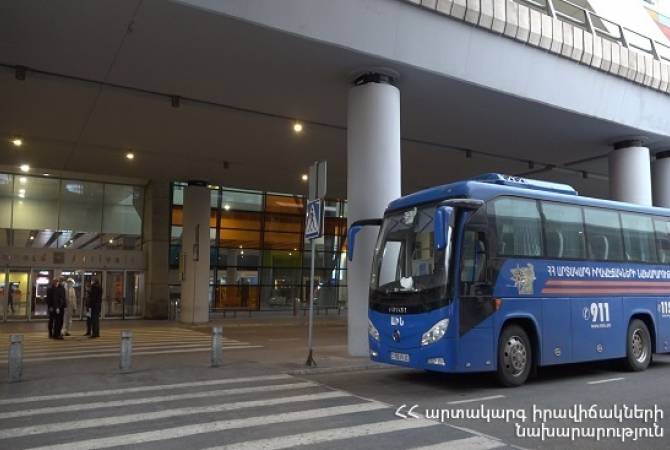 178 граждан, прибывших из РФ, на автобусах МЧС перевезены в места изоляции

