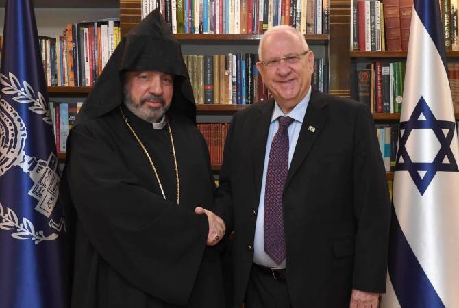 Президент Израиля поздравил армянского патриарха Иерусалима с Пасхой

