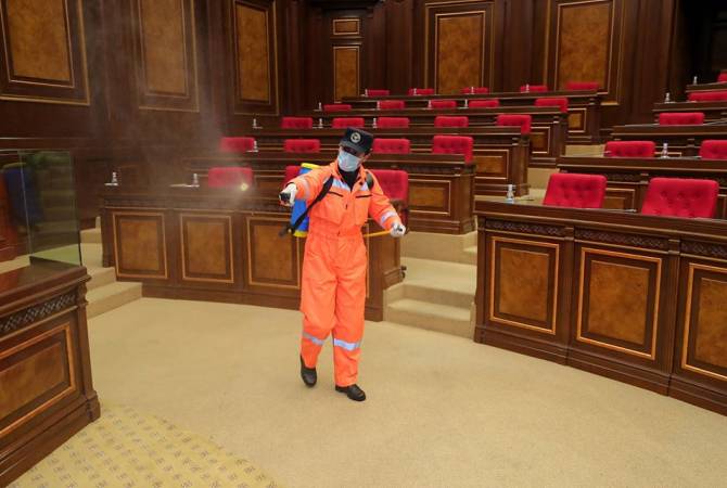 В здании парламента  Армении проведены  дезинфекционные работы
