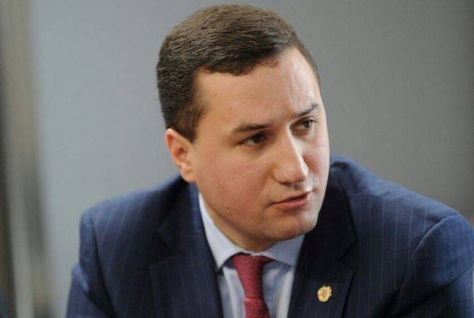 Ambassador Balayan expects close cooperation with First Resident Dutch Ambassador to 
Armenia