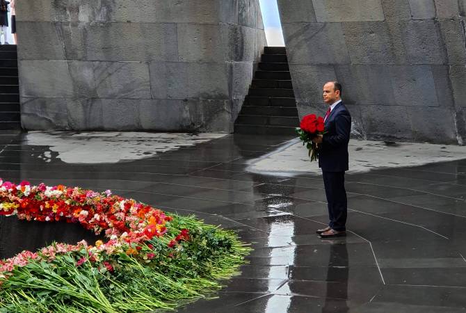 Заре Синанян направил послание  по случаю 105-й годовщины Геноцида армян 