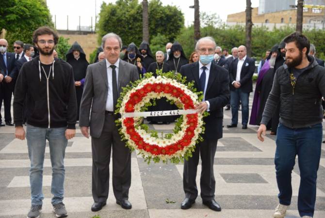 ՀԲԸՄ- ՀԷԸ ծաղկեպսակներ զետեղեց Հայոց ցեղասպանության նահատակների հիշատակին

