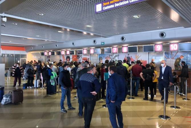  119 граждан Армении вернулись на родину из Украины 