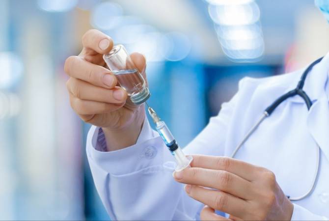 Компании Афеяна “Moderna” разрешено перейти ко второму этапу исследования 
созданной вакцины

