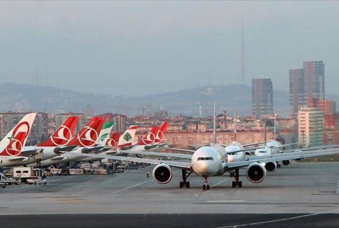 Турция рассчитывает возобновить авиасообщение с Россией в середине июля. РИА 
Новости