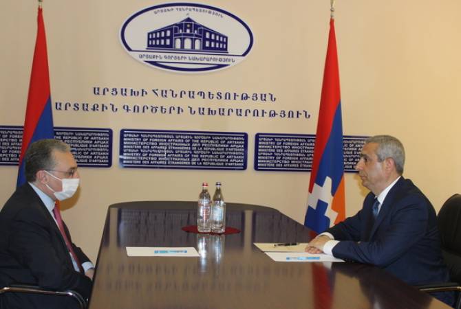 Karabakh, Armenian Foreign Minister discuss conflict settlement