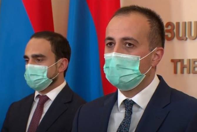وزير الصحة الأرميني أرسين توروسيان يقدم إحصاءات عن الحالة الصحية للمرضى المصابين بفيروس كورونا