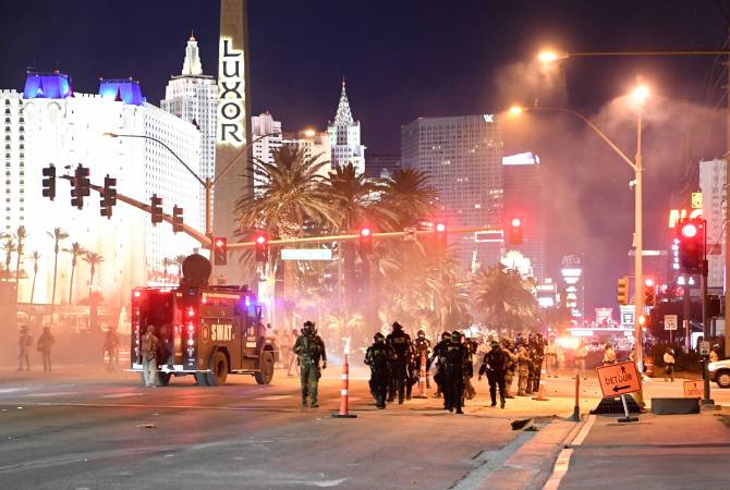 В Лас-Вегасе во время акции протеста стреляли в сотрудника полиции