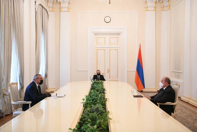 Президент Армении принял председателя НС Арцаха

