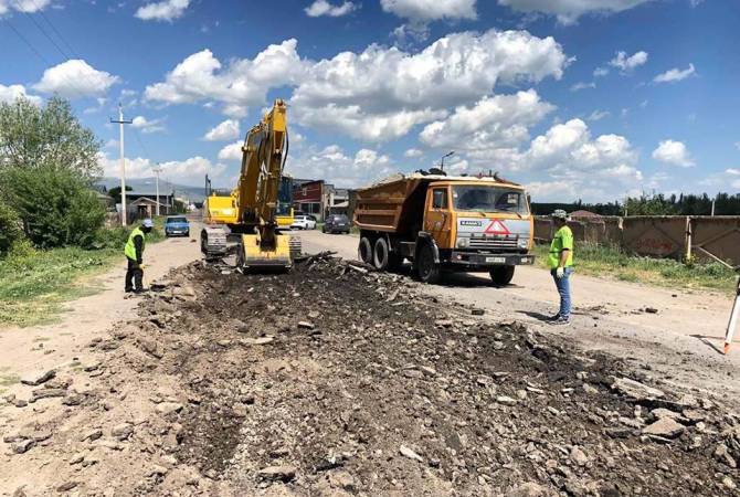 Начались работы по капитальному ремонту межгосударственной дороги М10 и Севан-
Мартуни-Гетап
