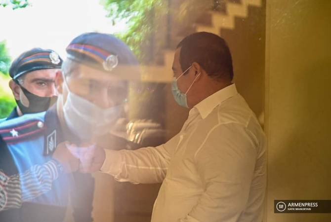 Коронавирус не обходит и хороших людей: Гагик Царукян заразился коронавирусной 
инфекцией

