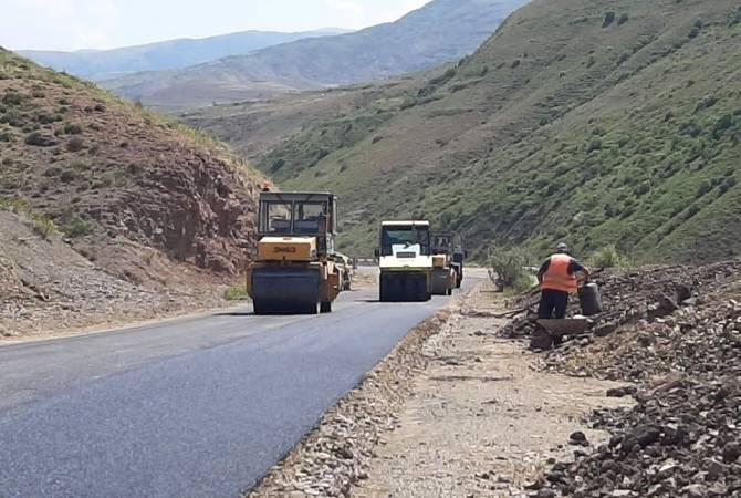  На дорогах Армении проводятся работы по капитальному ремонту

 