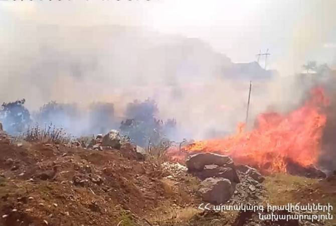 Կապան քաղաքում այրվել է մոտ 30 հա խոտածածկ տարածք