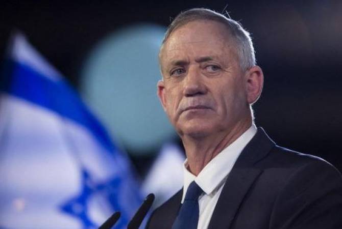 Два израильских министра ушли на самоизоляцию из-за коронавируса