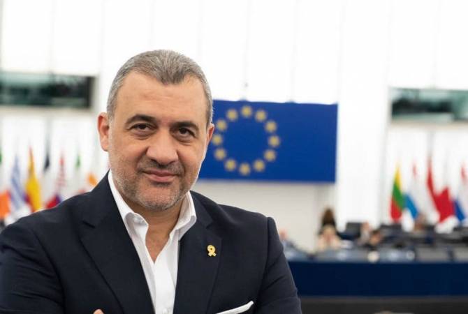 ԵԽ պատգամավորը ԵՄ-ին կոչ է արել քայլեր ձեռնարկել՝ հայ-ադրբեջանական 
սահմանին իրավիճակը մեղմելու համար