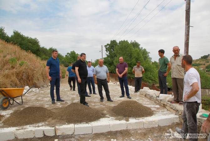  Будет заасфальтирована дорога Цакури –Акнахпюр: президент Арцаха посетил Гадрутский 
район 