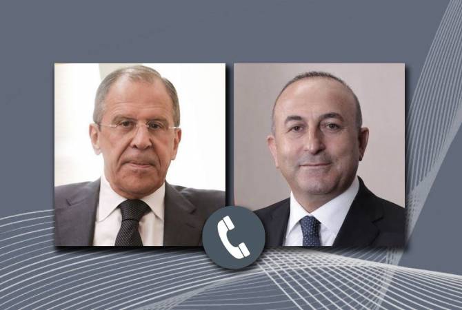Главы МИД РФ и Турции обсудили вопрос эскалации насилия между Арменией и 
Азербайджаном

