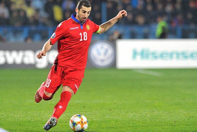 Mkhitaryan gifts Armenian national team jerseys to wounded soldiers