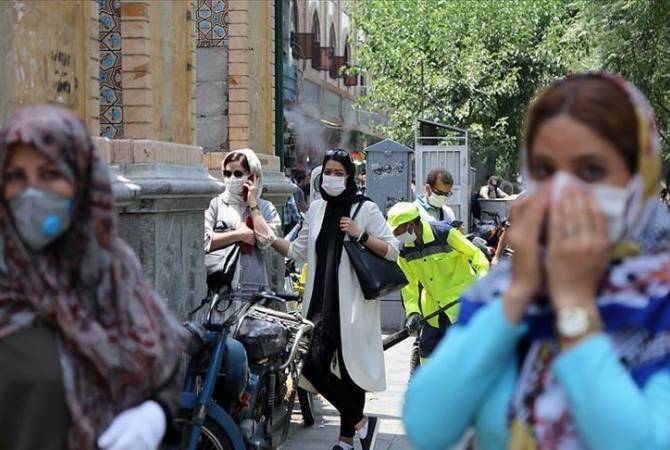 В Иране число заразившихся коронавирусом приблизилось к 300 тысячам
