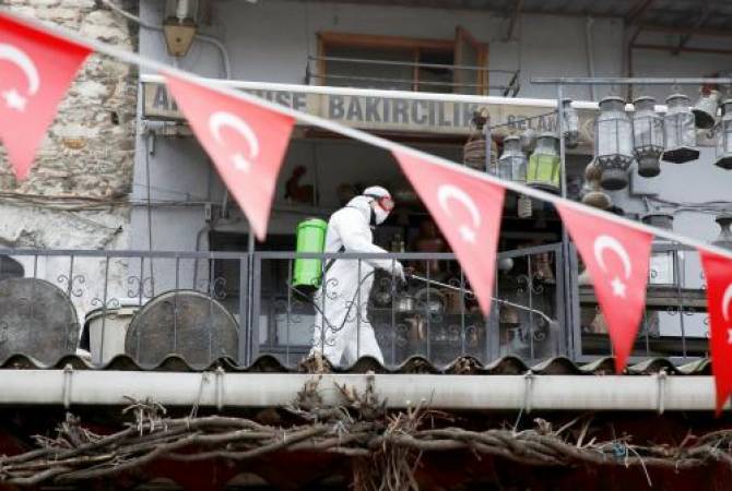 В Турции проводится самая масштабная проверка соблюдения противоэпидемических 
правил